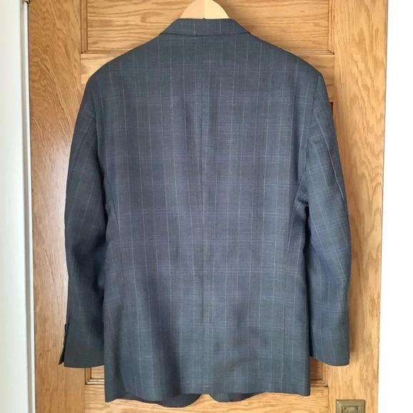 VINTAGE Hyde Park Gray Wool & Silk Plaid Blazer Size 40S - Picture 3 of 16